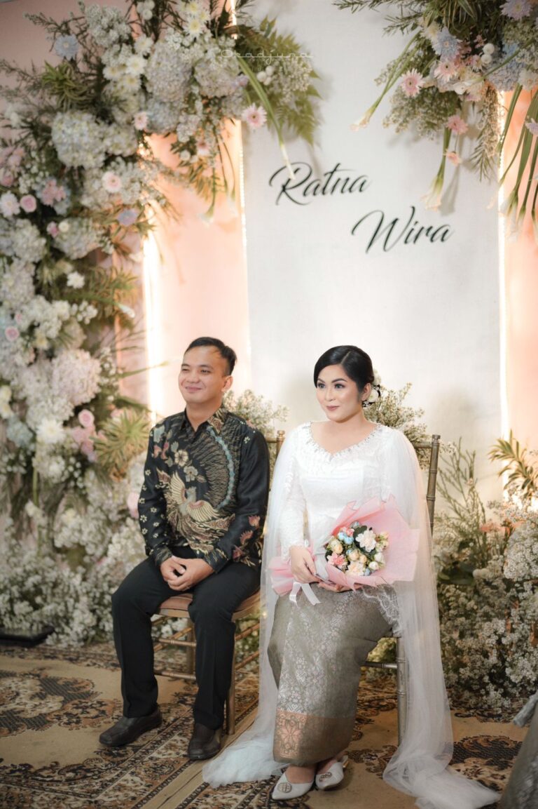 Ratna & Wira Galeri 05