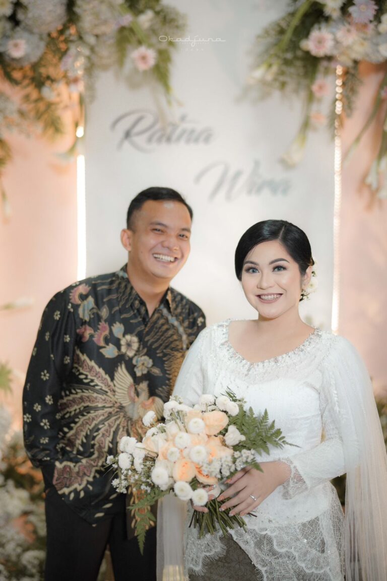 Ratna & Wira Galeri 07