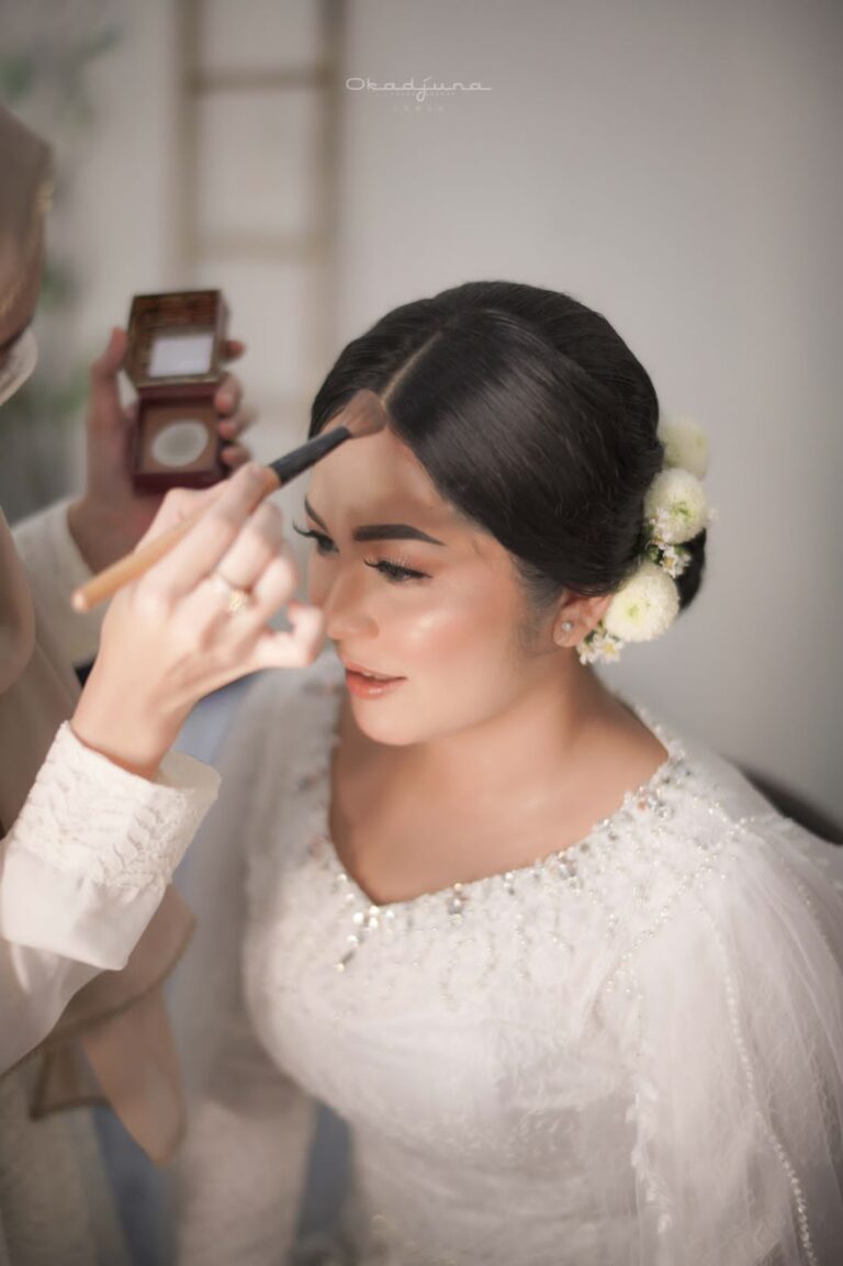 Ratna & Wira Galeri 08